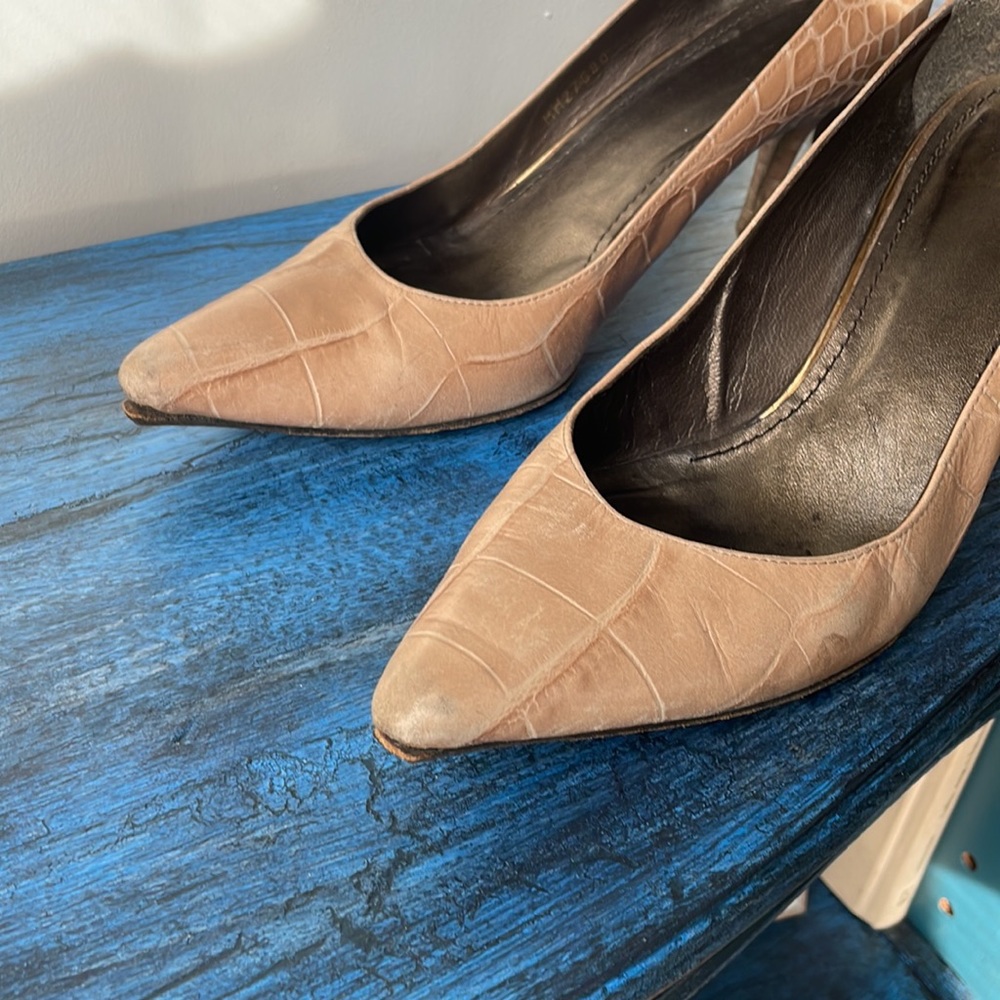 STUART WEITZMAN 8.5 used heels - Picture 3 of 17